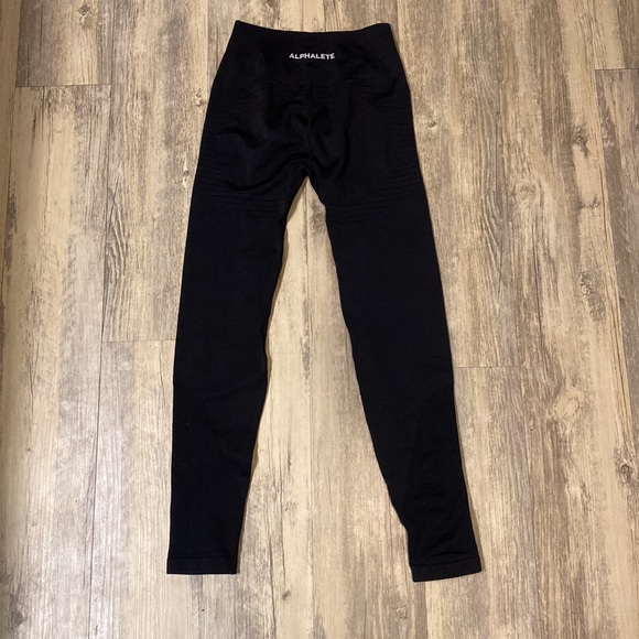 Alphalete Ozone Women’s Workout Leggings Black - Picture 5 of 14